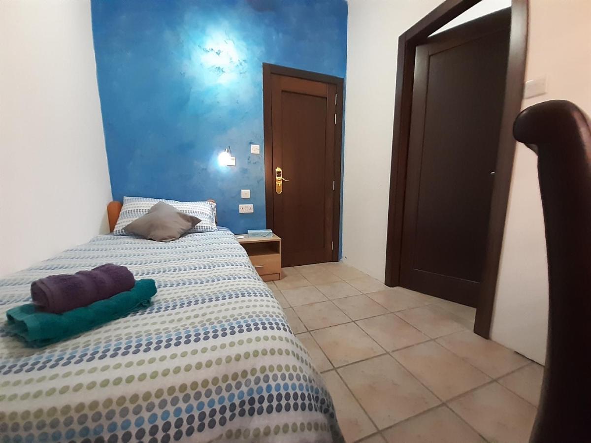 Tarona Guesthouse St. Paul's Bay Dış mekan fotoğraf